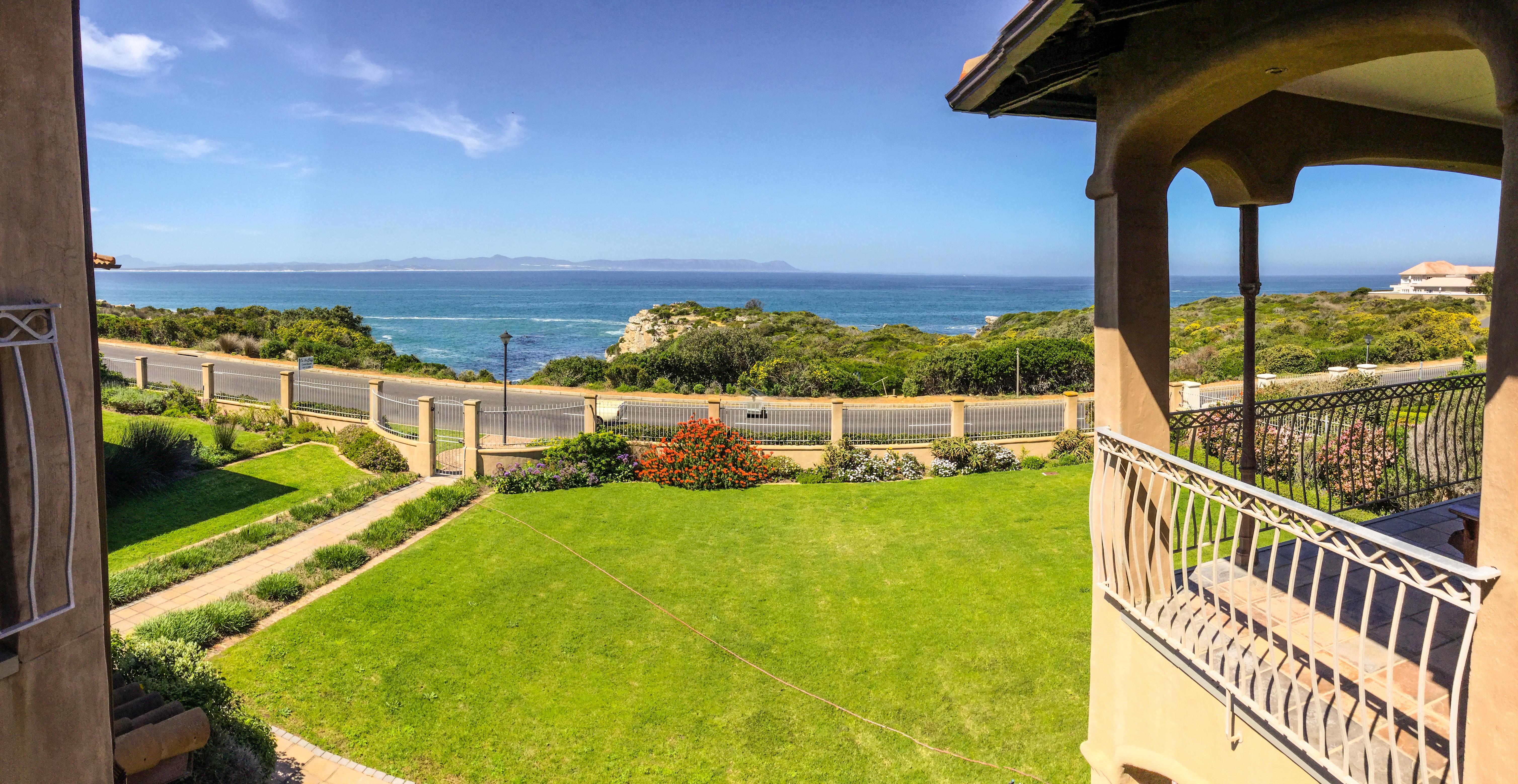 On The Cliff Guest House Hermanus Ngoại thất bức ảnh