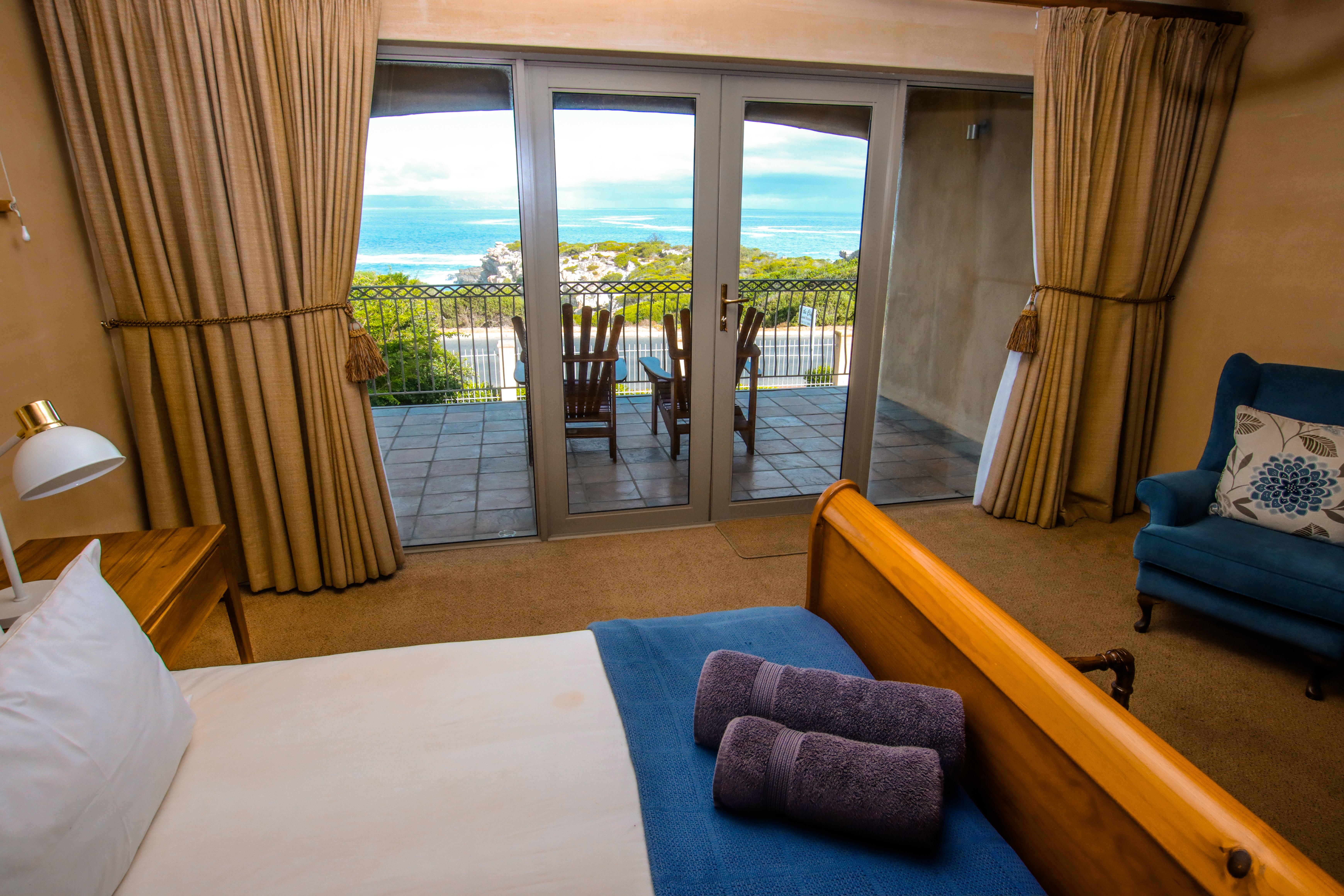 On The Cliff Guest House Hermanus Ngoại thất bức ảnh