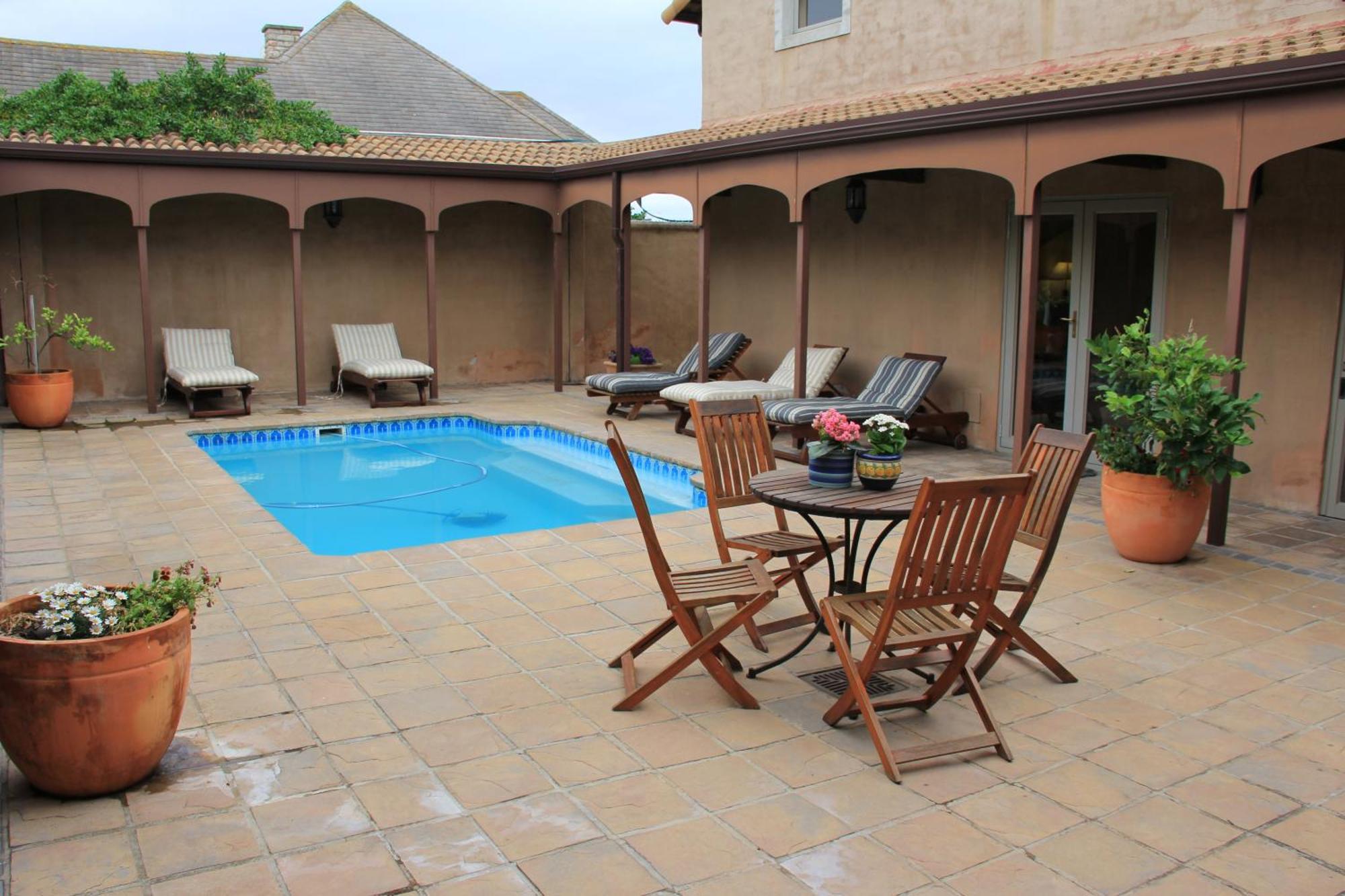 On The Cliff Guest House Hermanus Ngoại thất bức ảnh